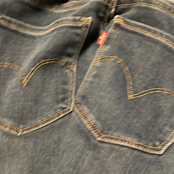 Women’s Levi’s legging’s. Dark wash. Size 28. - Picture 6 of 6